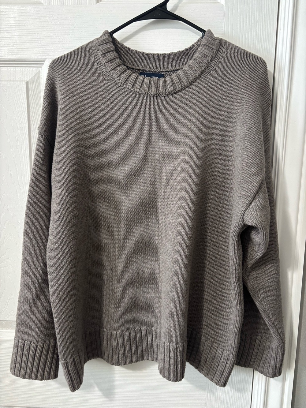 GAP Women’s Crewneck Sweater in Taupe Gray